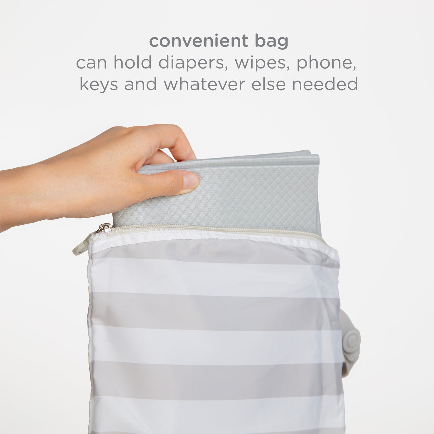 on-the-go changing mat & bag